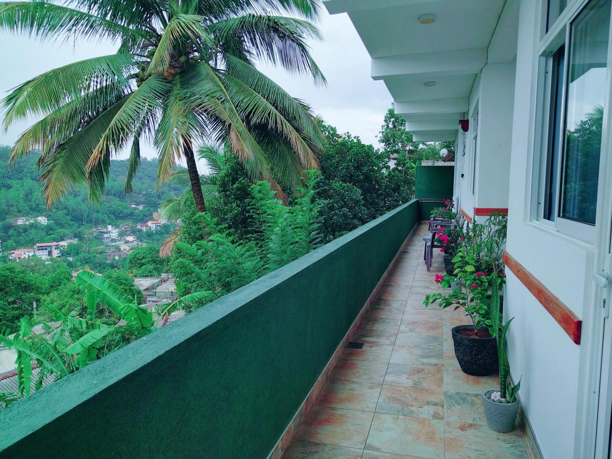 فندق Mountain View كاندي المظهر الخارجي الصورة