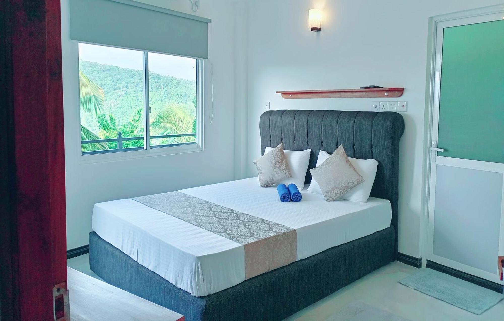 فندق Mountain View كاندي المظهر الخارجي الصورة